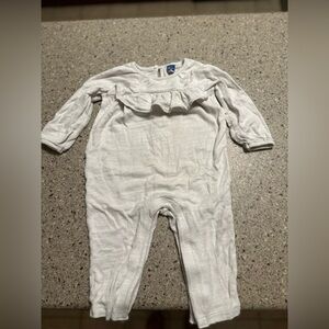Old Navy 12-18 Month Girl’s Soft One Piece